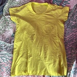 Lululemon Swiftly Tech Short Sleeve 2.0 Electric Lemon